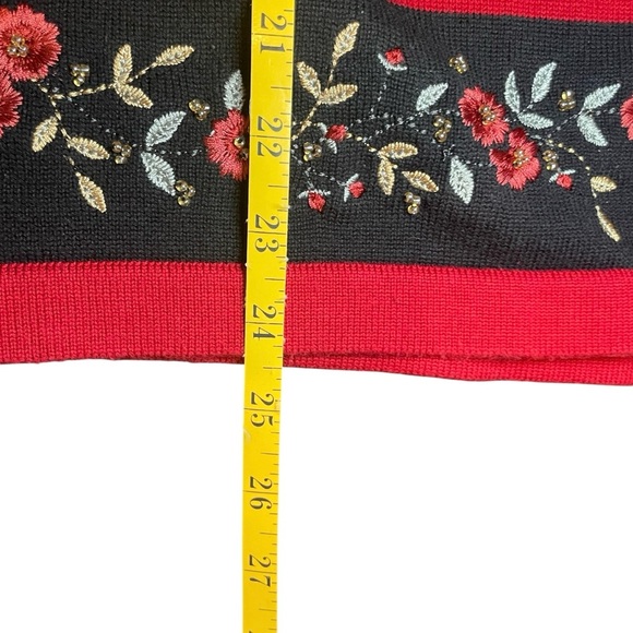 Alfred Dunner Black Red Floral Embroidered Button Front Cardigan Medium Grandma - Picture 12 of 12
